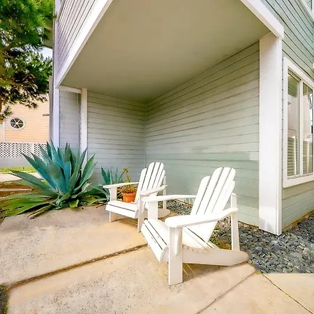 Beach Living 1